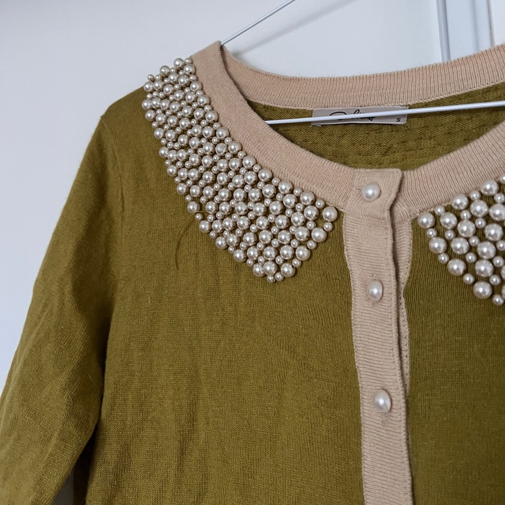 Darling Vintage Olive Green and Beige Pearl-Trim Cardigan - Picture 2 of 4